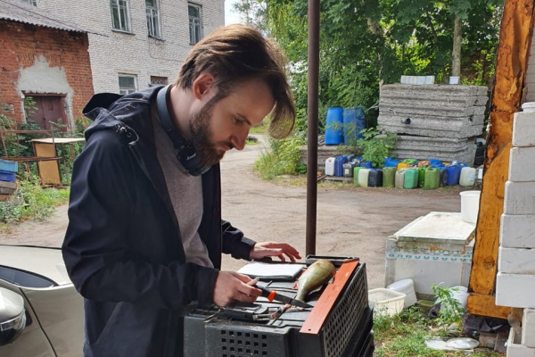 Будущие ученые проходят практику на Ладожском озере